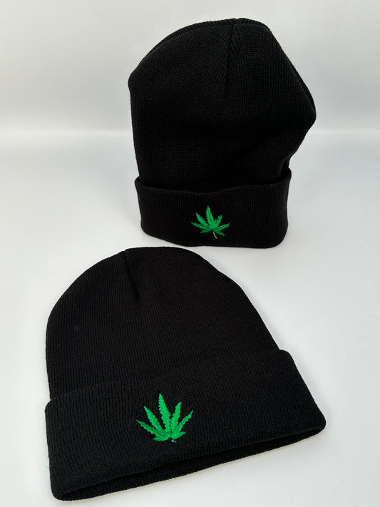 Beanie hat (leaf logo)